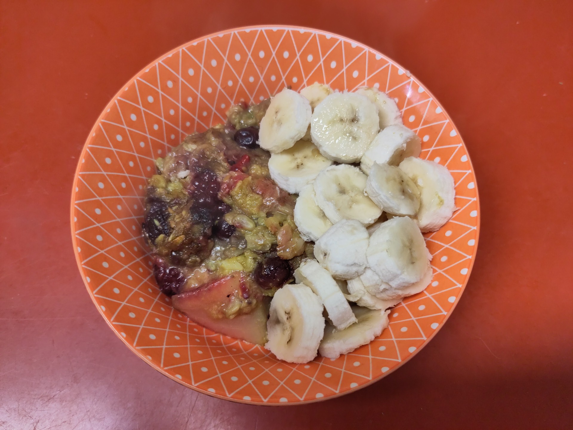 Banana Berry Baked Oatmeal